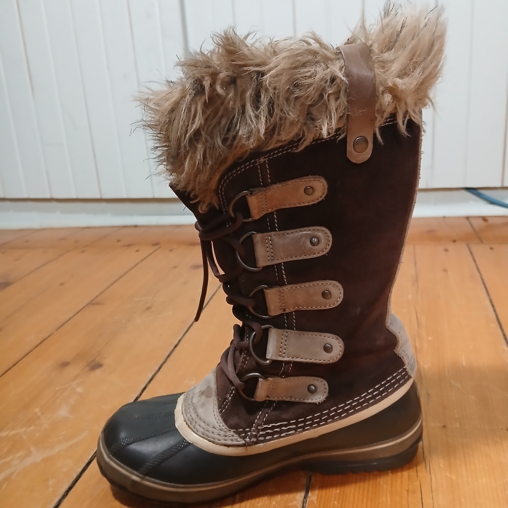 SOREL Joan of Artic Boots Brown Fur-Lined Women's Boots - Picture 2 of 9